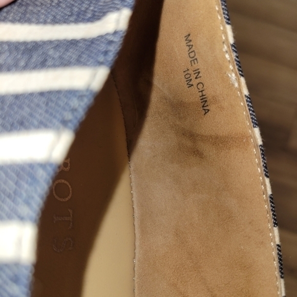 NWOT TALBOTS STRIPED  POINTED TOE FLATS - Picture 7 of 8